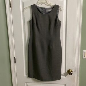 Kasper sleeveless gray dress.